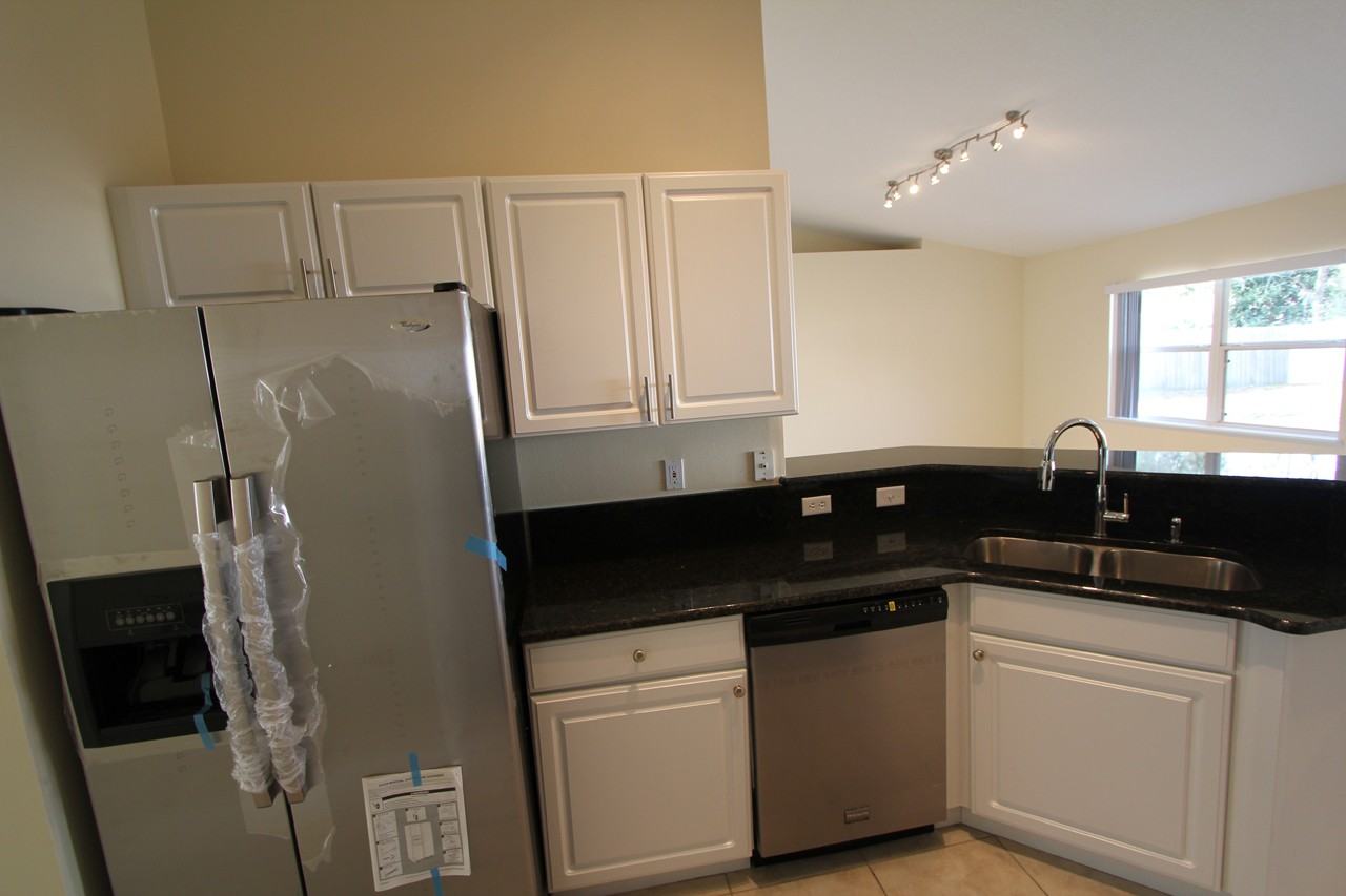 438 Bent Oak Loop - Photo 2 of 8