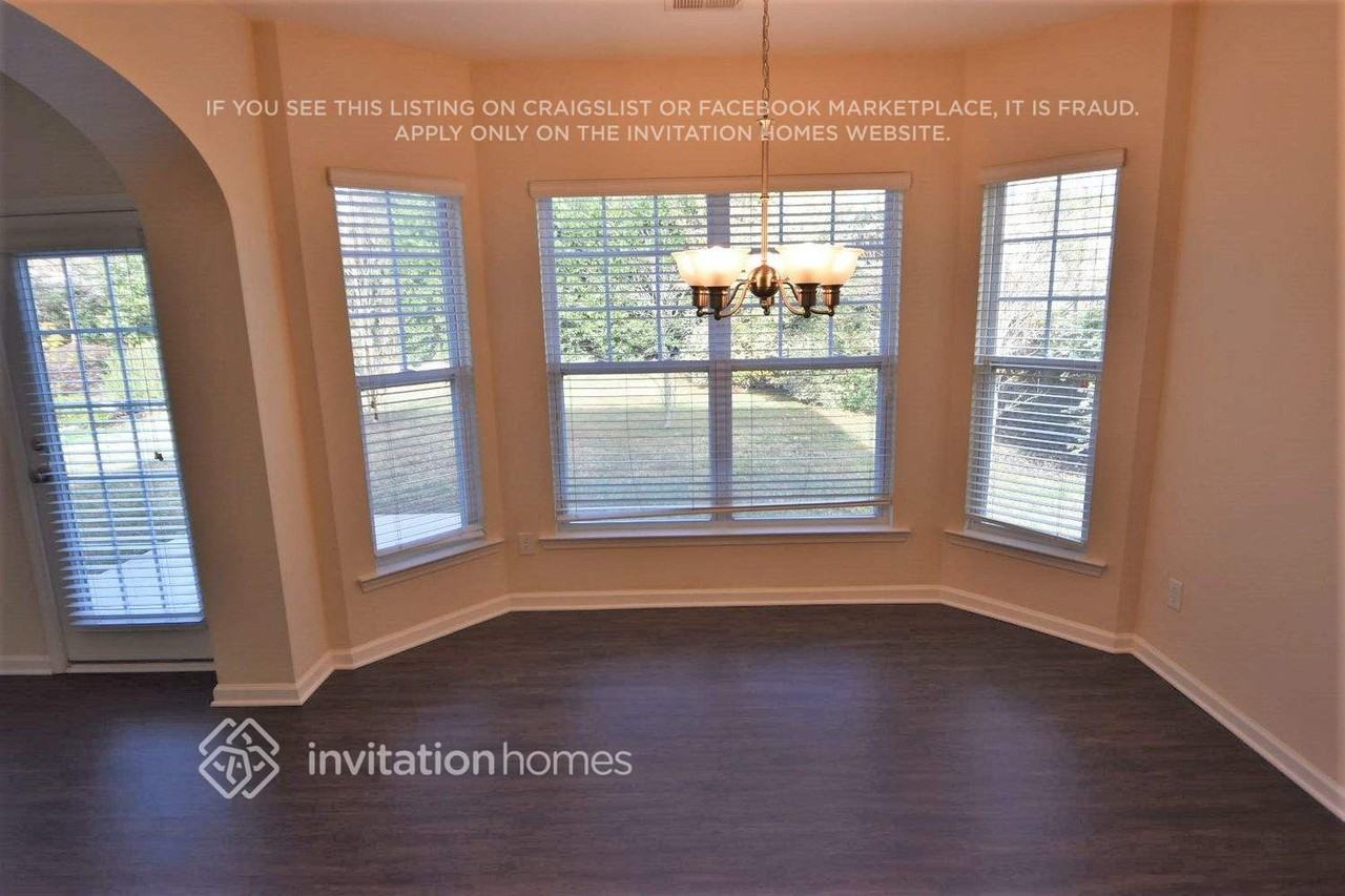 3012 Grande Heights Dr - Photo 3 of 16