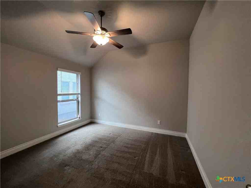 535 Orchard Way - Photo 5 of 32