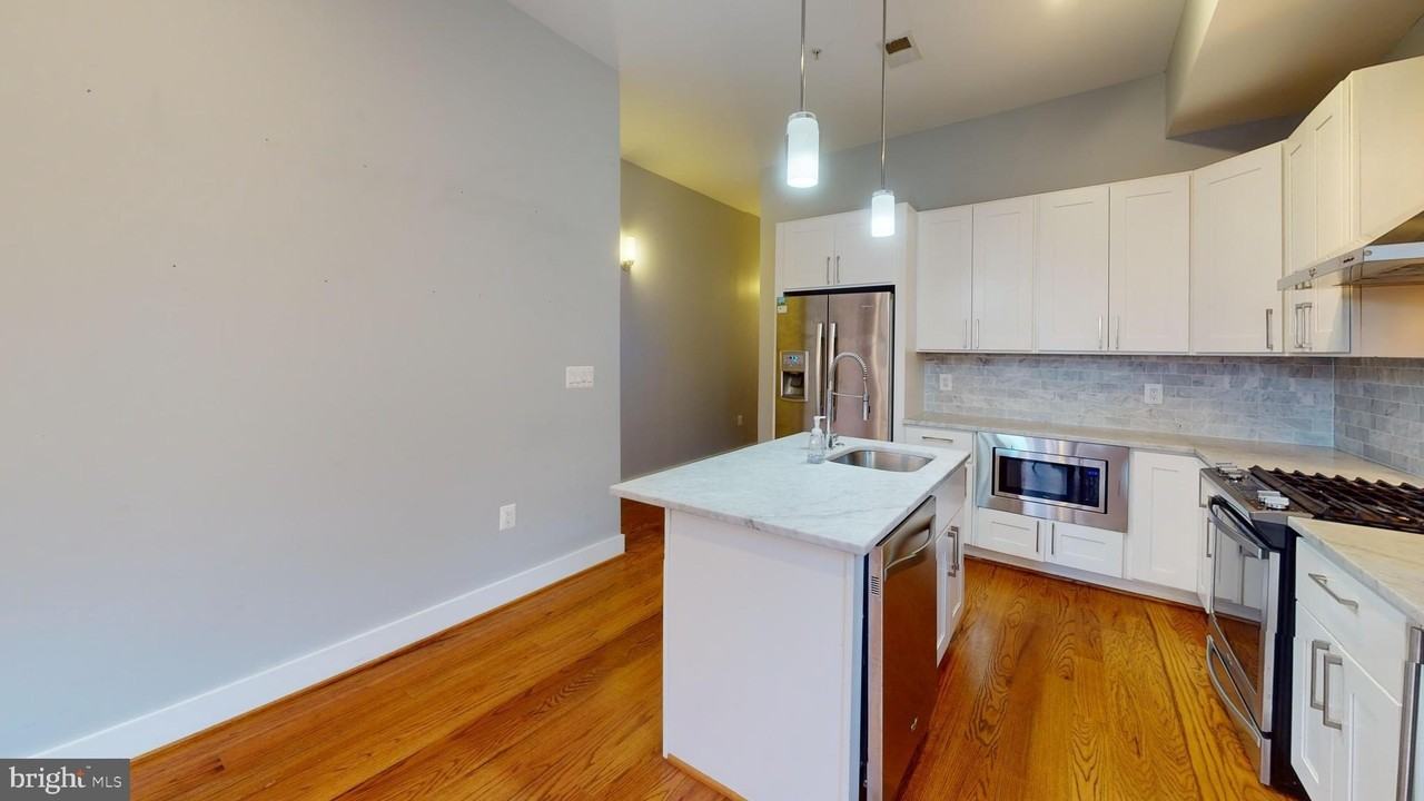 1619 Constitution Ave Ne Apt 1 #1 - Photo 2 of 14