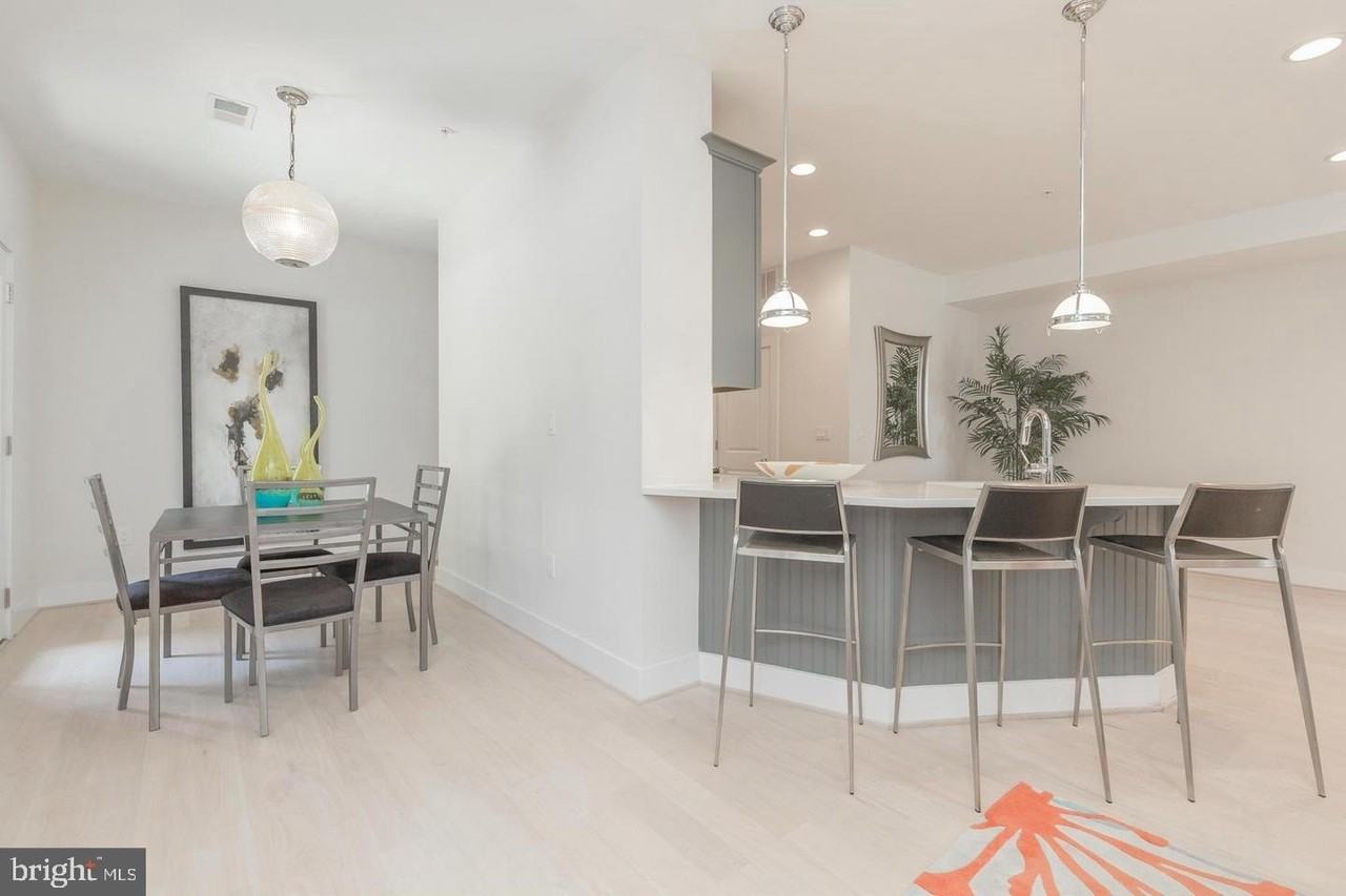 1352 Quincy St Nw Apt 1 #1 - Photo 5 of 26