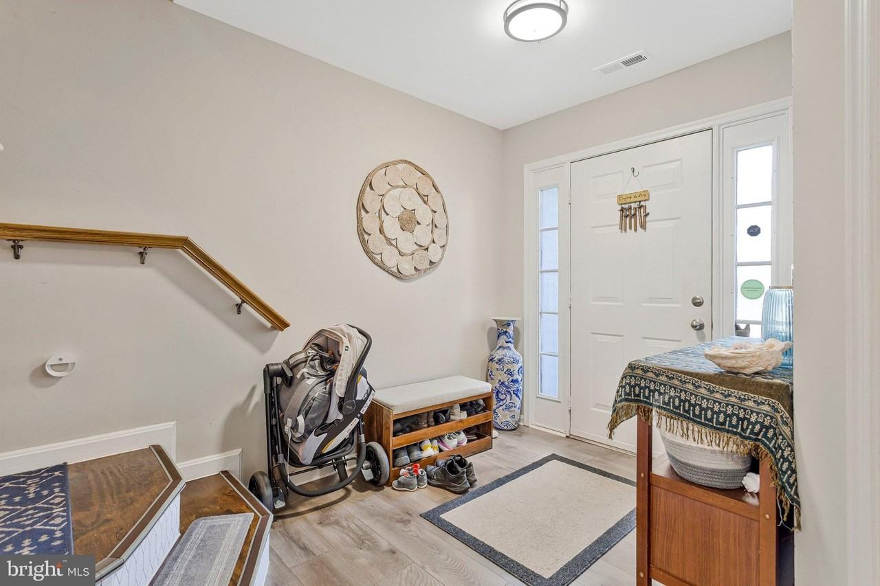 1735 Wood Carriage Way Unit 101 #101 - Photo 3 of 39