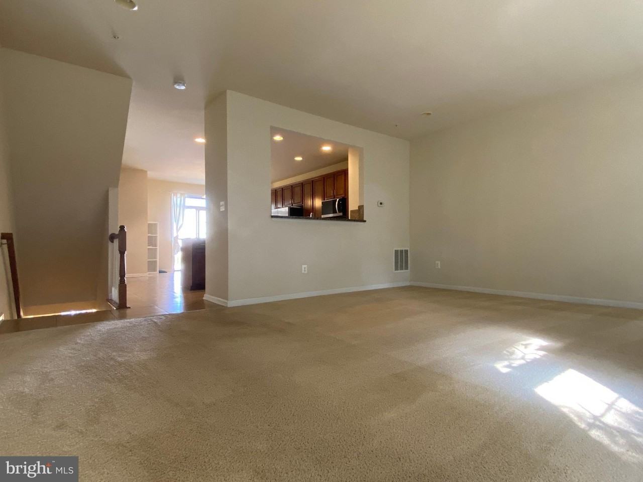 11648 Leesborough Cir - Photo 4 of 26