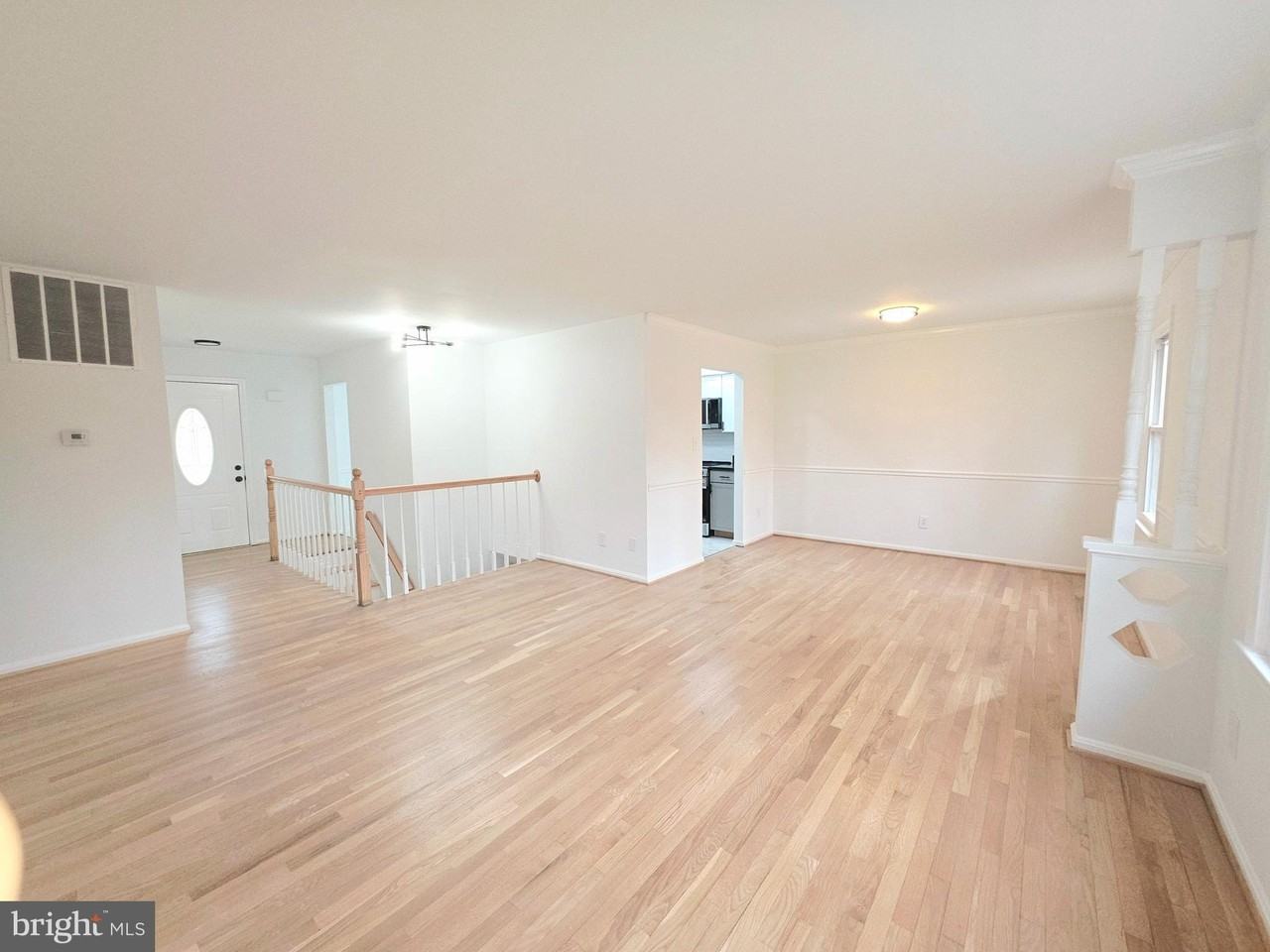 12817 Lampton Ln - Photo 7 of 21