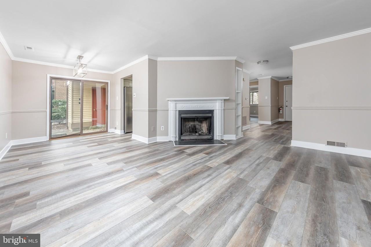 401A Cypress Point Cir - Photo 3 of 13