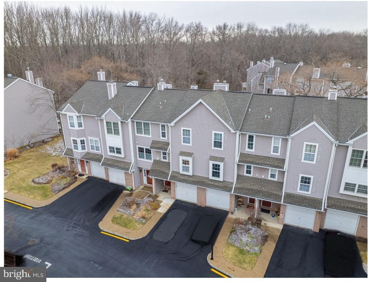 117 N Barrow Pl - Photo 2 of 28