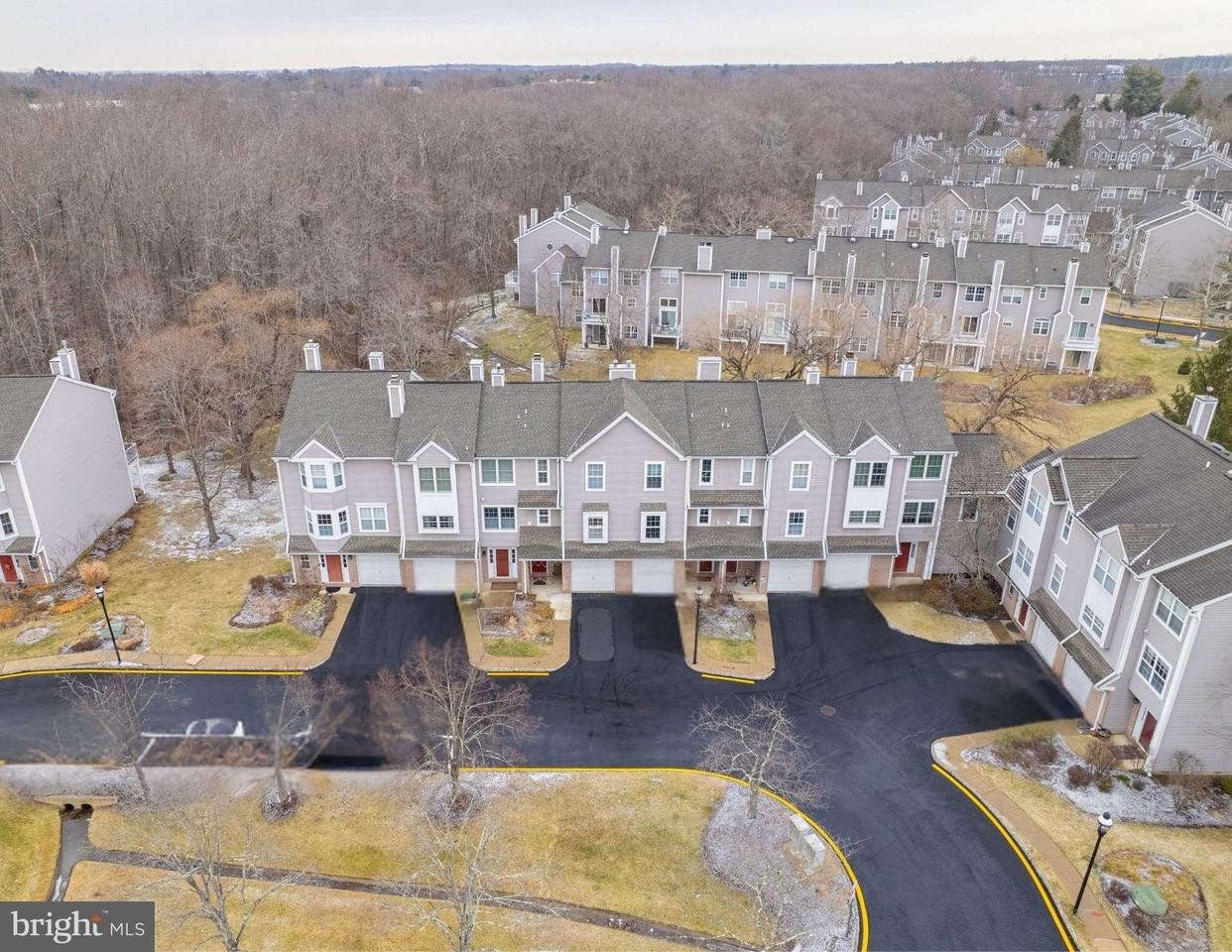 117 N Barrow Pl - Photo 3 of 28