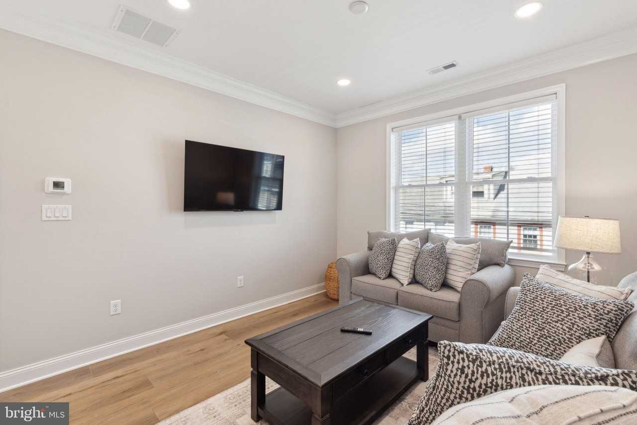 153 Morgan St Unit 1 #1 - Photo 3 of 28