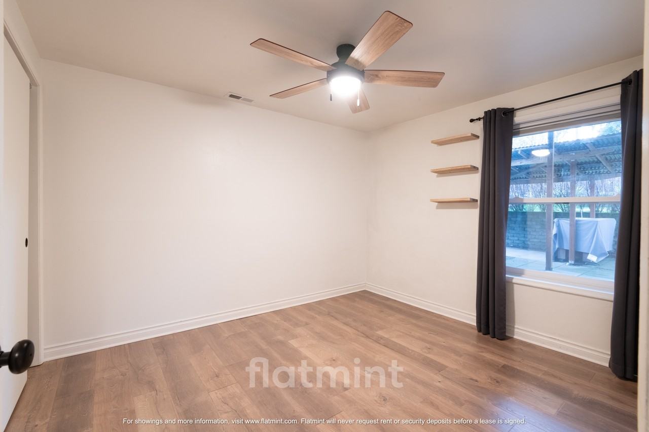 16111 Stone Ave N #1 - Photo 7 of 37