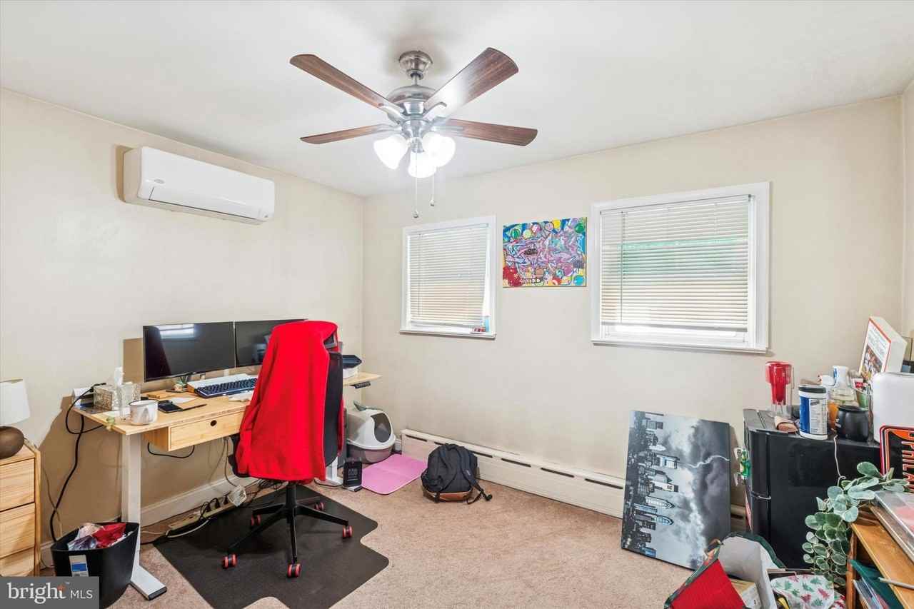 2647 E Seltzer St - Photo 6 of 15