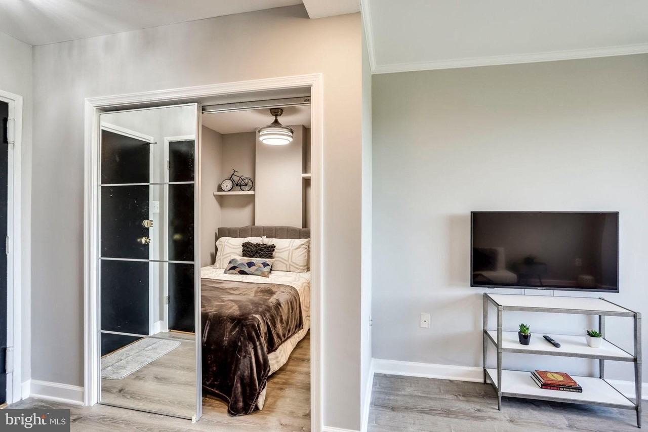 1021 Arlington Blvd Apt 427 #427 - Photo 6 of 22