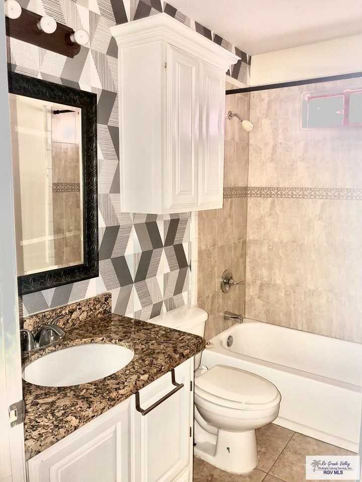 6088 Rusty Nail Dr - Photo 3 of 25