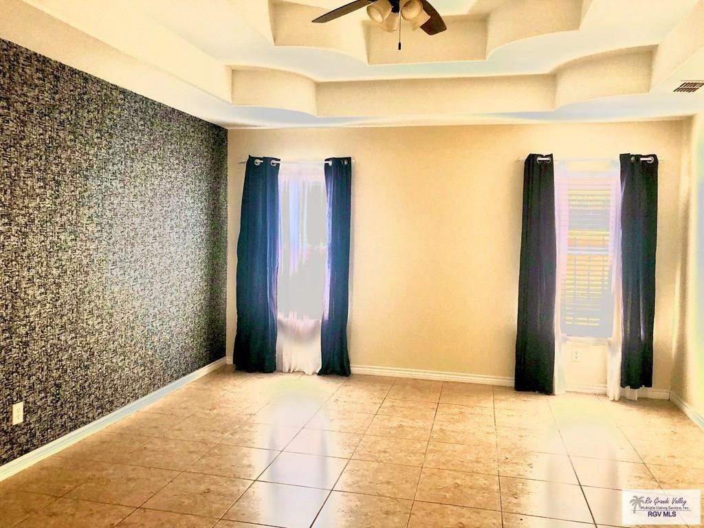 6088 Rusty Nail Dr - Photo 6 of 25