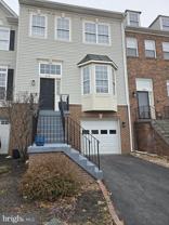 676 Mcleary Sq Se - Photo 1 of 1