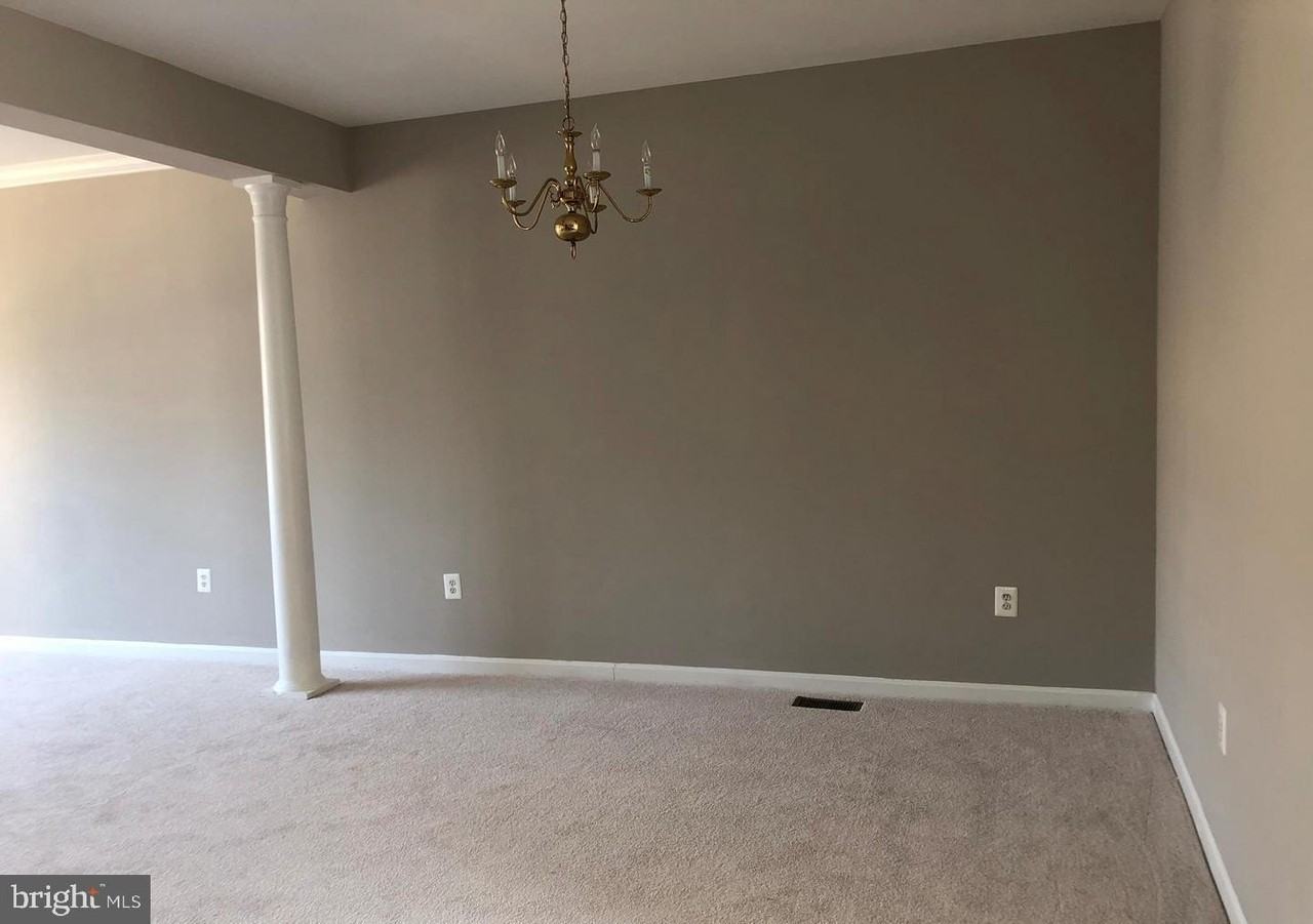 2925 Rotterdam Loop - Photo 5 of 26