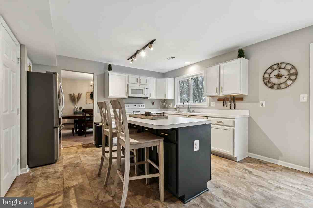 14 Willow Glen Ct - Photo 6 of 34