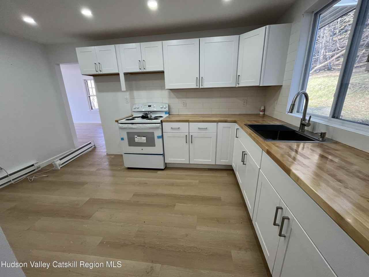 2694 Route 9w - Photo 2 of 15