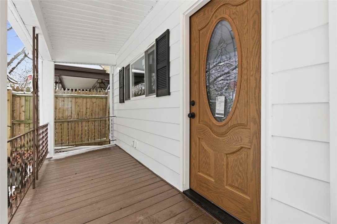 2252 Milligan Ave - Photo 6 of 46