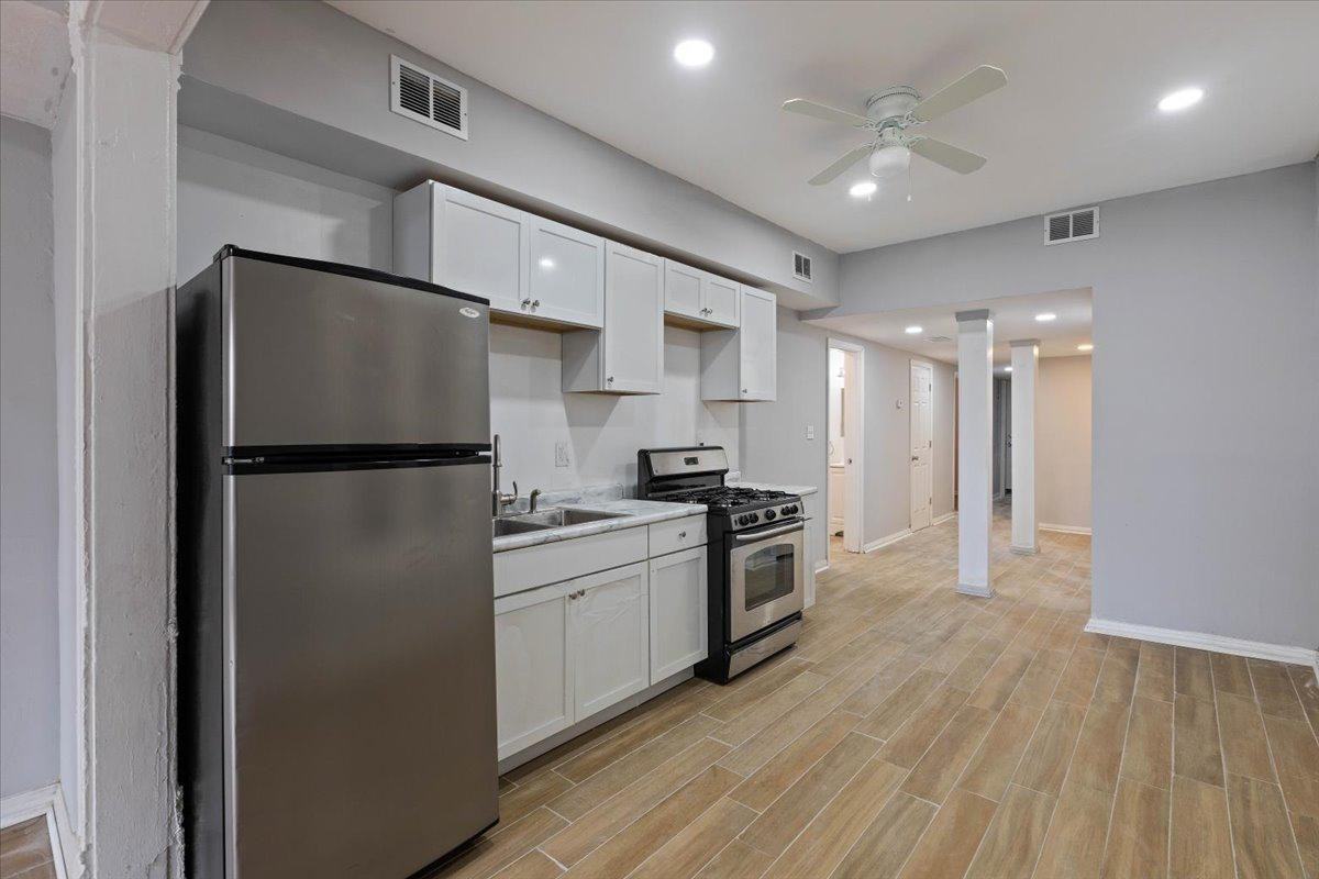 1913 S Troy St - Photo 5 of 20