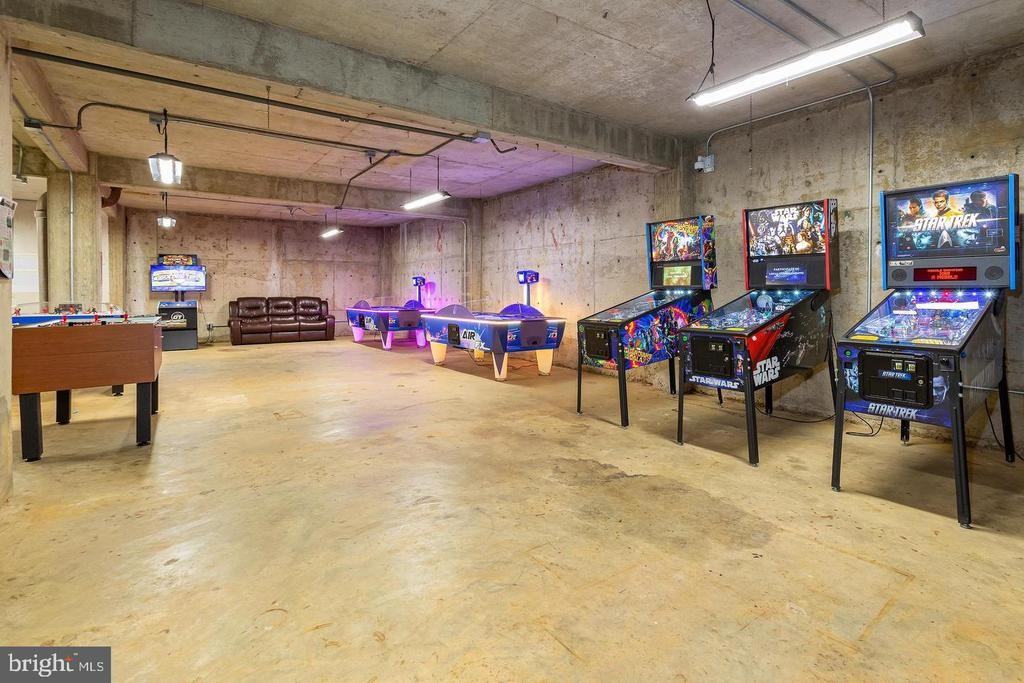 4600 Duke St - Photo 5 of 32