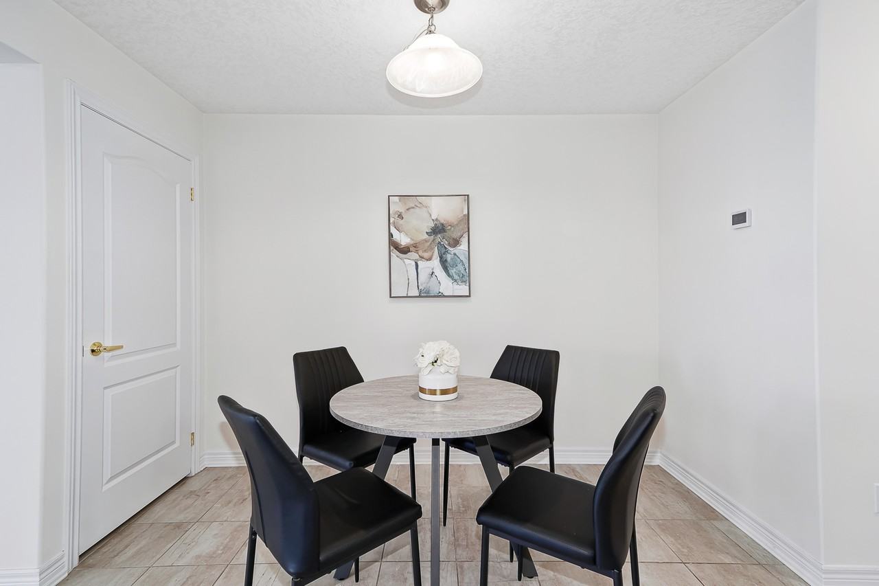 14 Foley Crescent - Photo 4 of 32