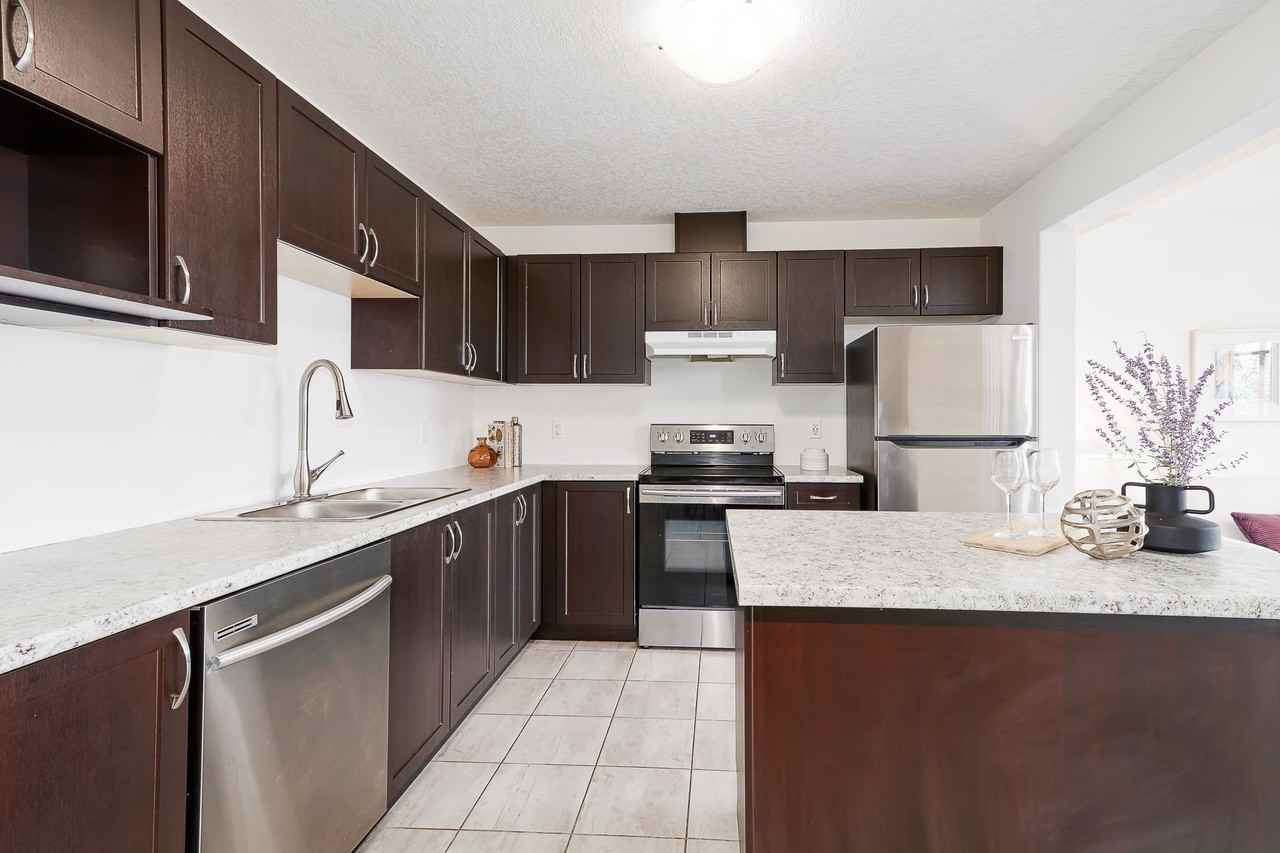 14 Foley Crescent - Photo 4 of 25