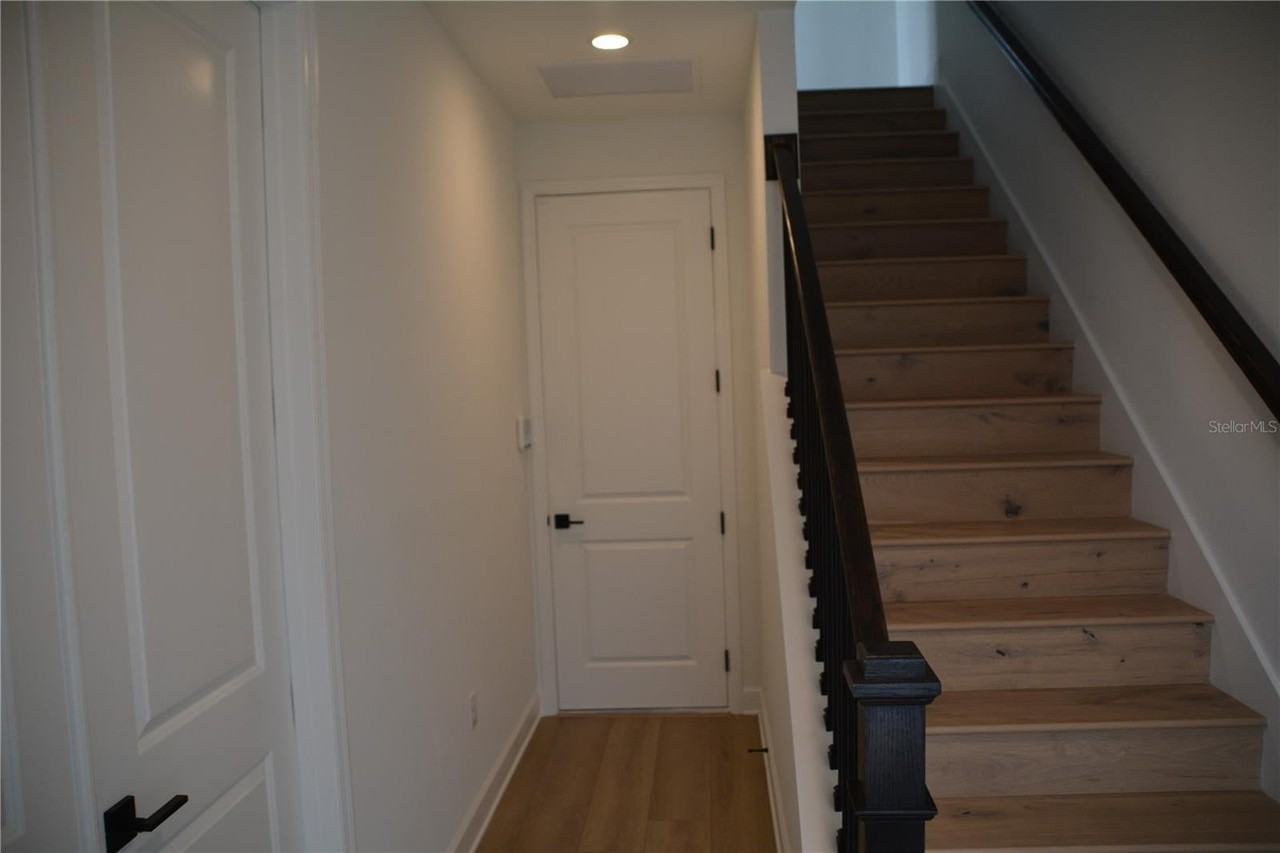 2178 Whitney Marsh Aly - Photo 3 of 15