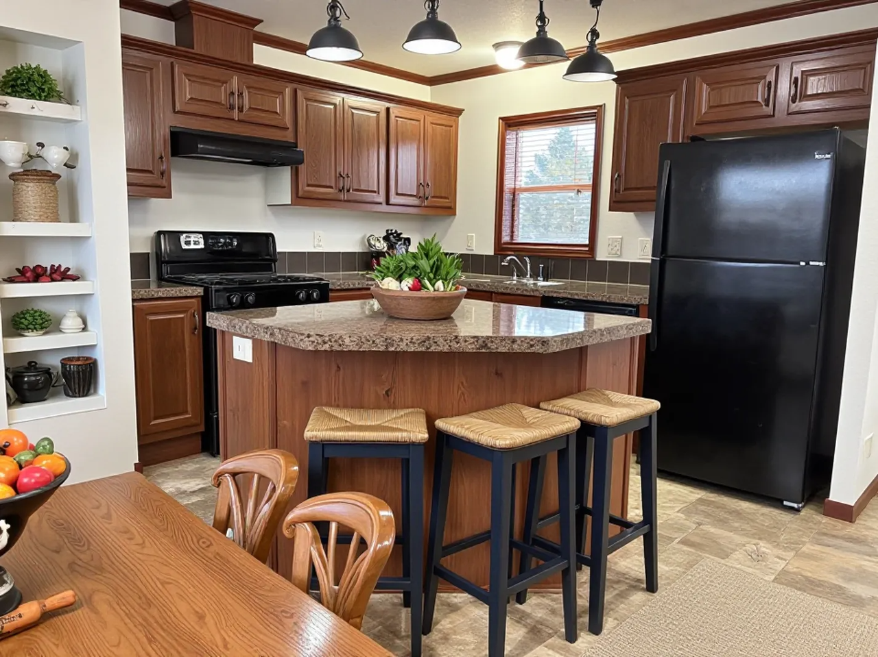 324 Se Spring Park Dr #114 - Photo 3 of 24