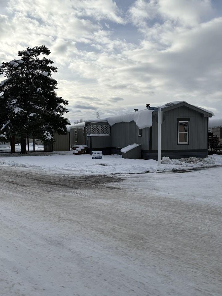 1045 Conrad Dr #95 - Photo 5 of 18