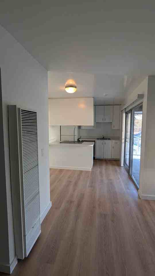 769 Humboldt St - Photo 4 of 14