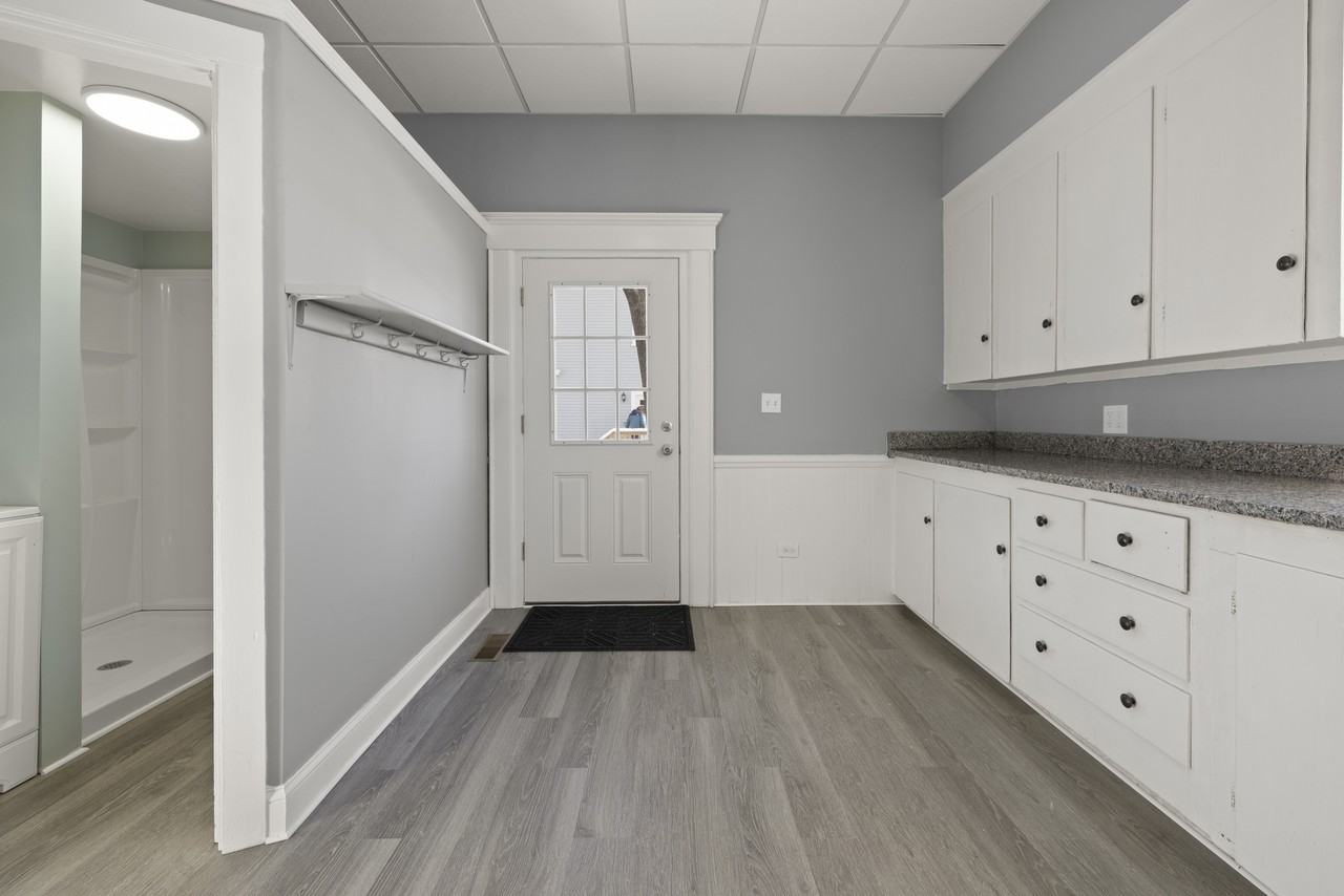 275 Market St #A - Photo 6 of 10