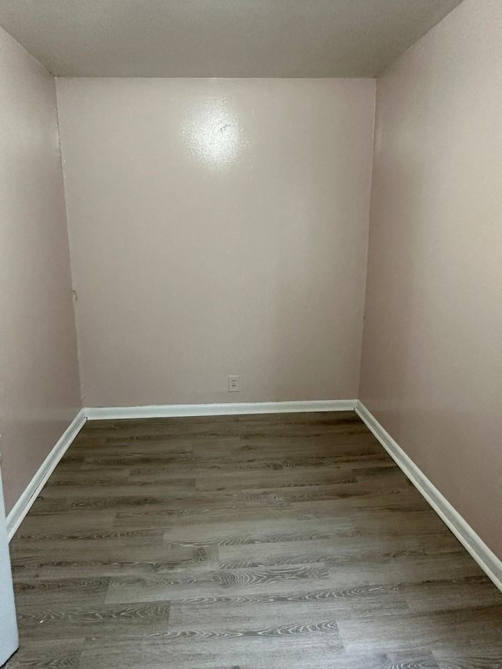 831 Park St #1 - Photo 5 of 10