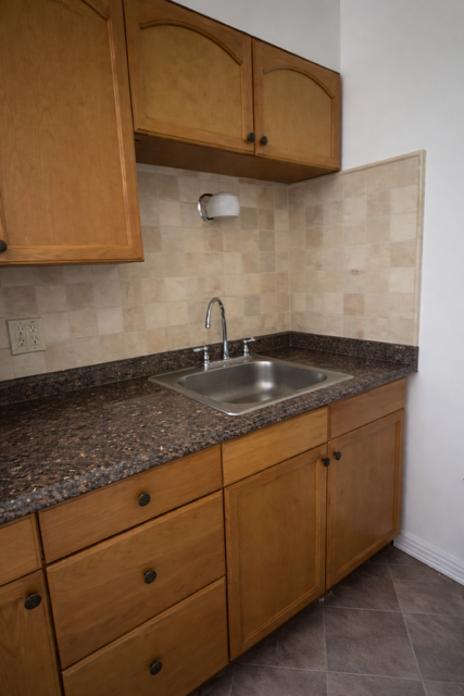 915 South 900 East #1 - Photo 4 of 8