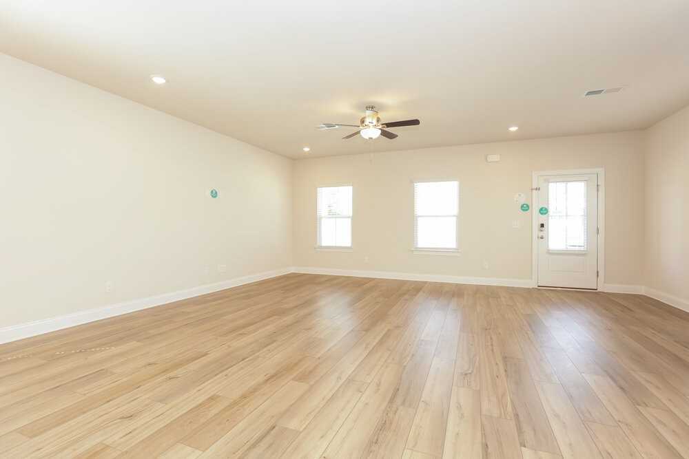 7402 Blue Gable Rd - Photo 4 of 17