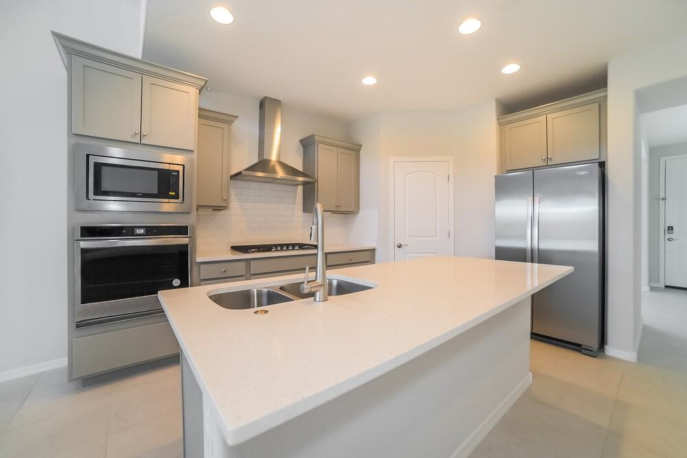 19818 W Palo Verde Dr - Photo 5 of 17