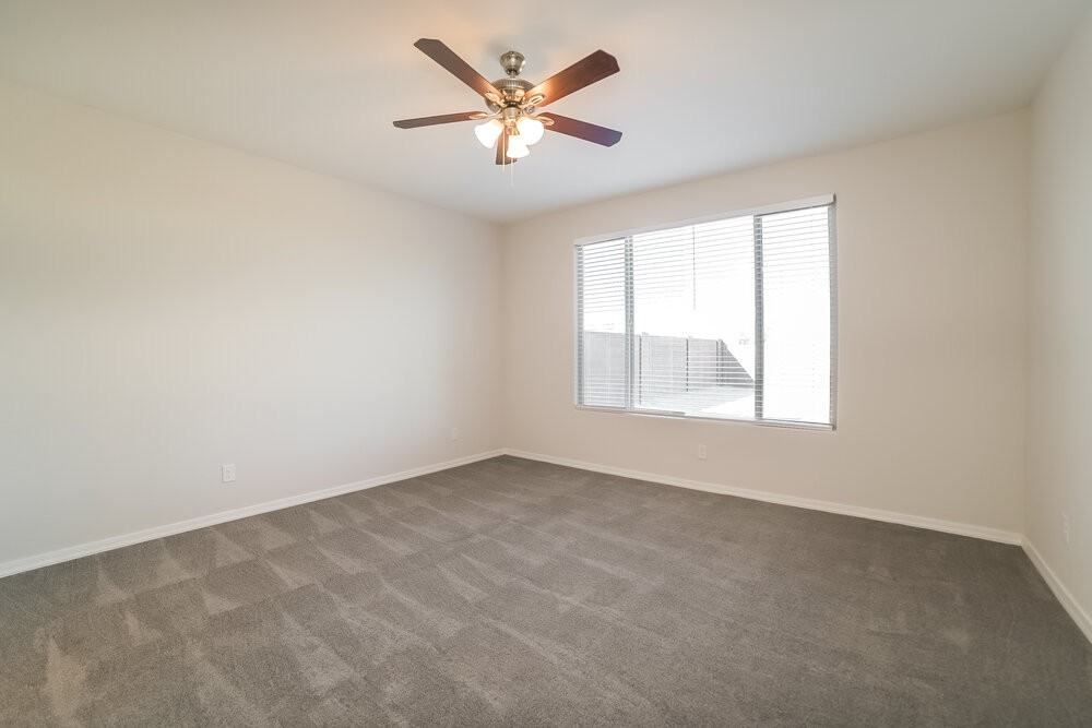 19818 W Palo Verde Dr - Photo 6 of 17