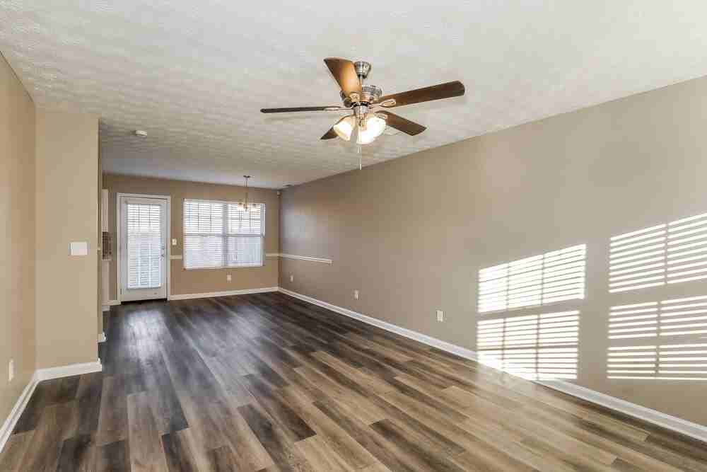 6035 Flagstaf Walk - Photo 4 of 17