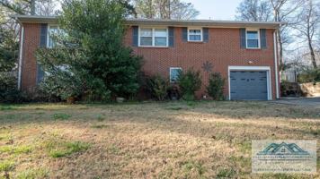 featured image of 205 High Rd #1