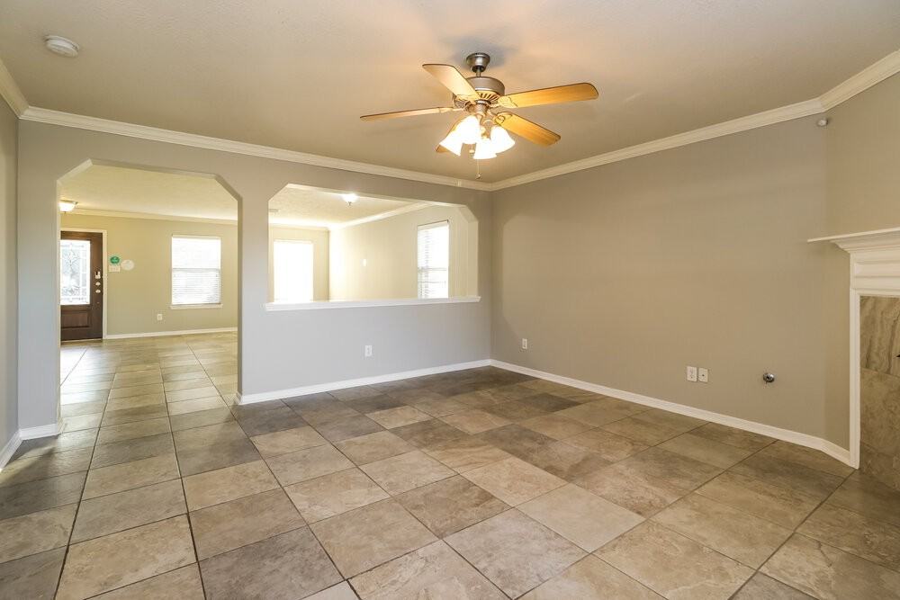 18430 Atascocita Meadows Dr - Photo 6 of 17