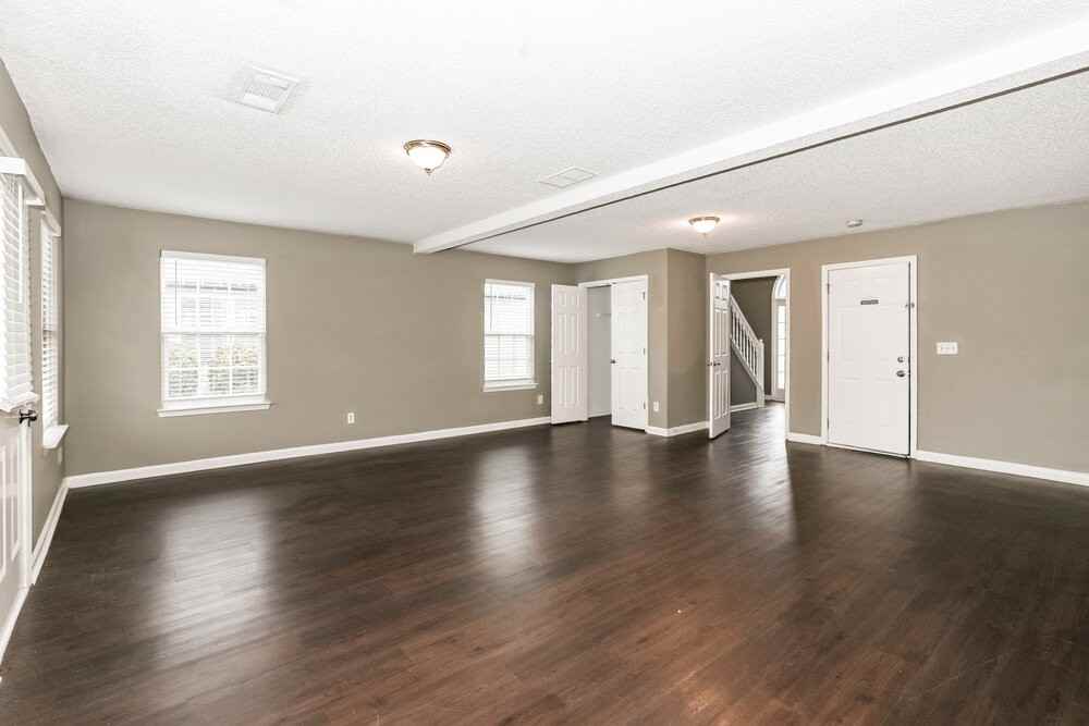 2025 Registry Dr - Photo 4 of 17