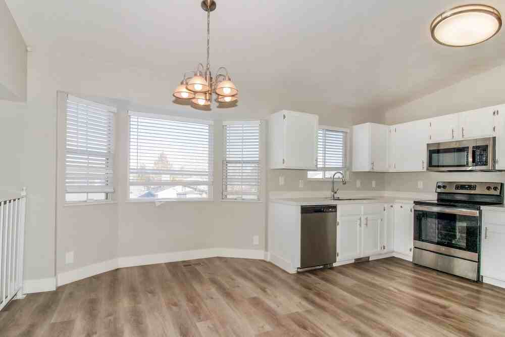 6125 Sw - Photo 6 of 18