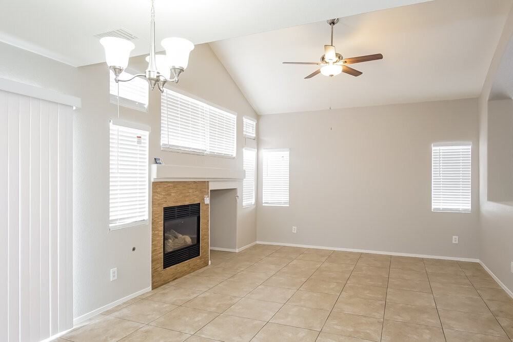 5535 Black Sea Ct - Photo 3 of 15