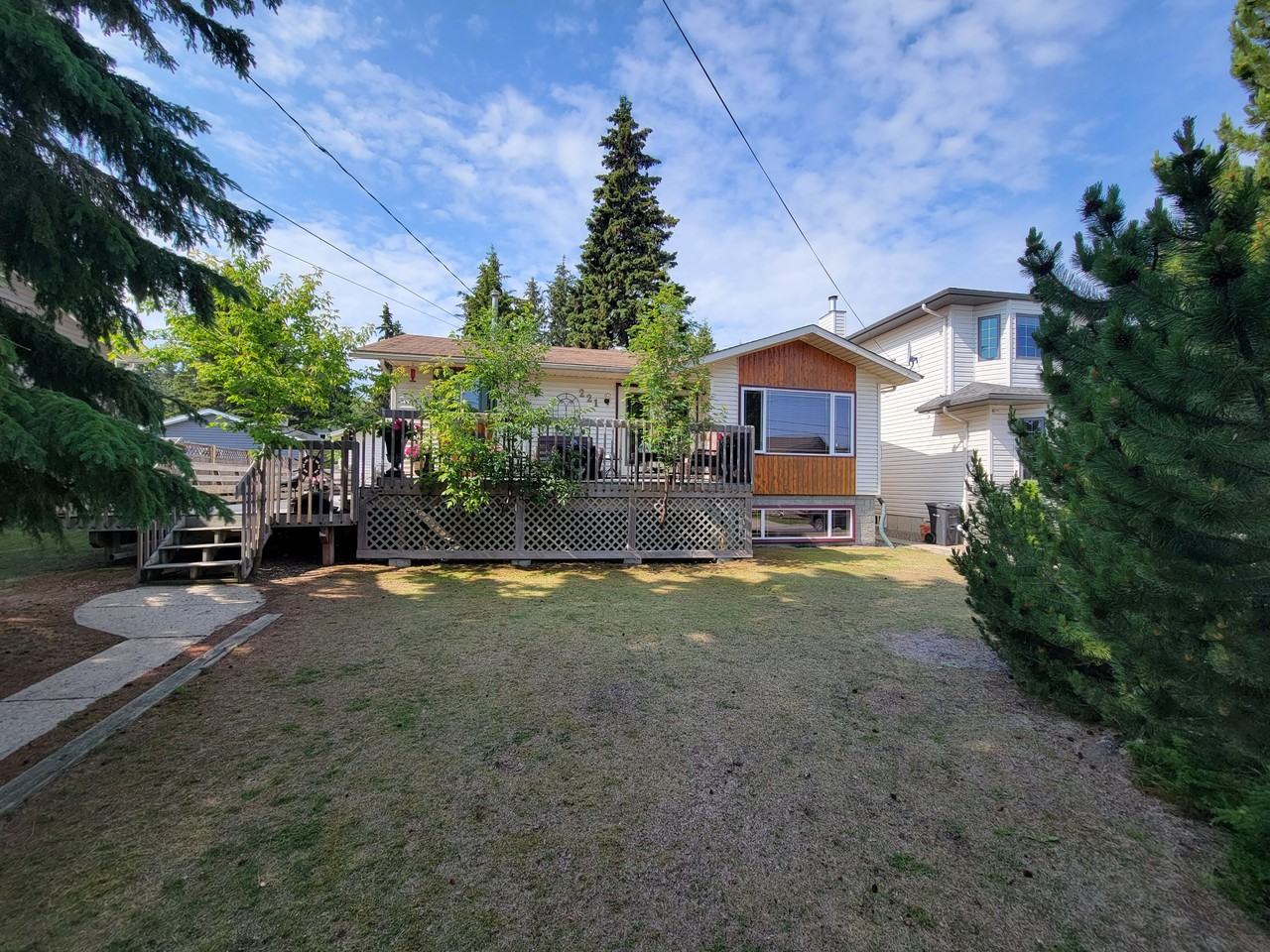 221 Birch Ave - Photo 2 of 25