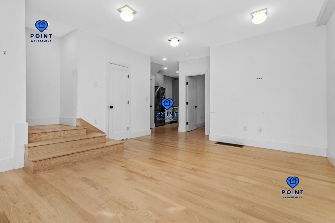 86 Chelsea - Photo 5 of 12