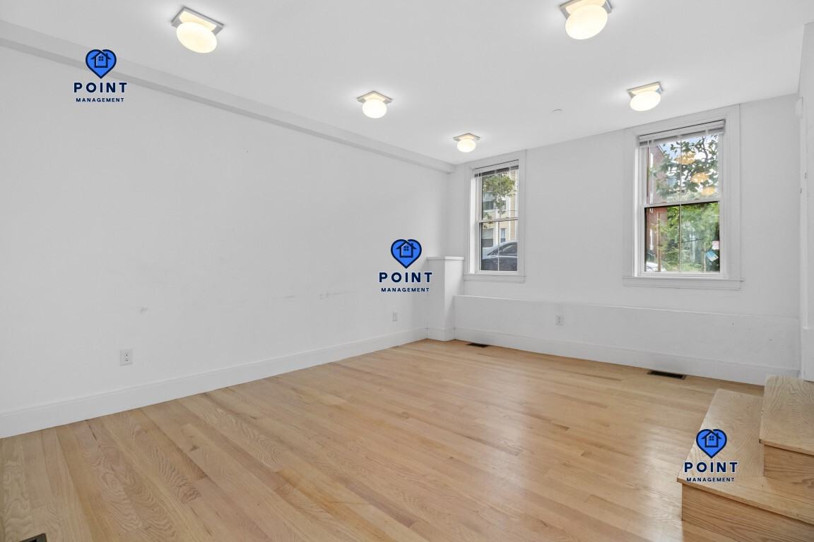 86 Chelsea - Photo 6 of 12