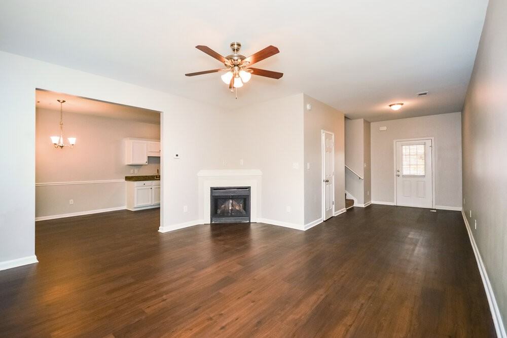 5040 Pioneer Pkwy - Photo 5 of 17