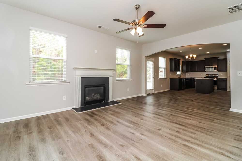 30 Calm Waters Ave - Photo 6 of 17