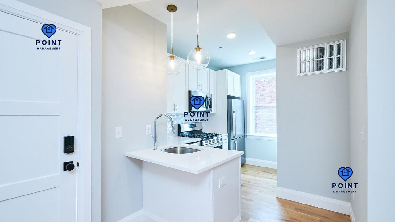 61 Frankfort St #2 - Photo 2 of 14