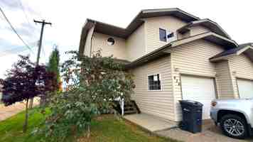 featured image of 916 11 St