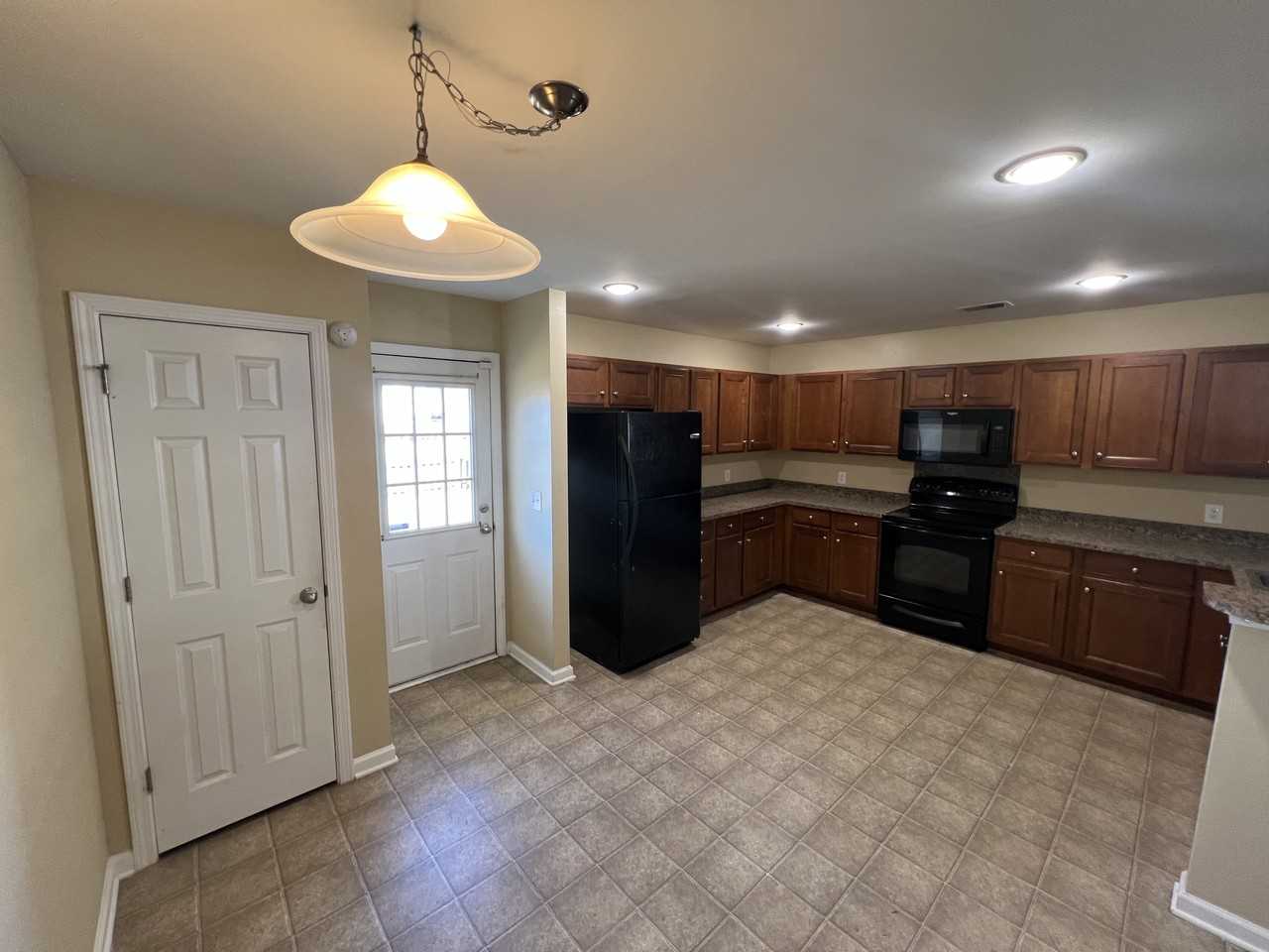 1221 Briar Rose Ln #1 - Photo 5 of 14